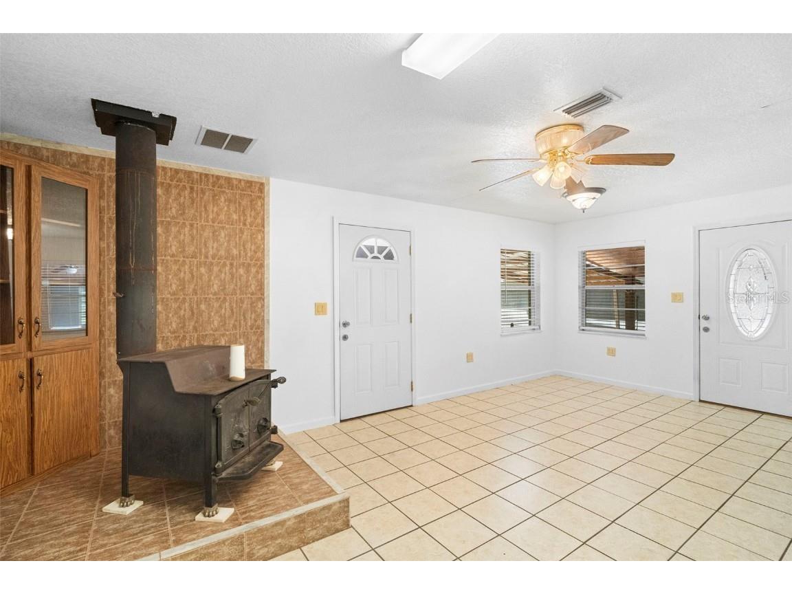 753 Glenwood Rd Deland FL 32720 V4944556 image5