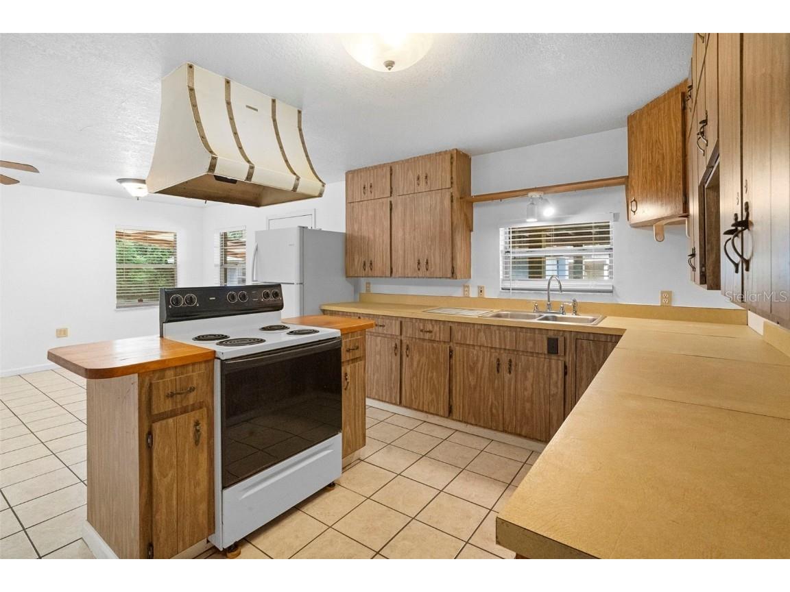 753 Glenwood Rd Deland FL 32720 V4944556 image9