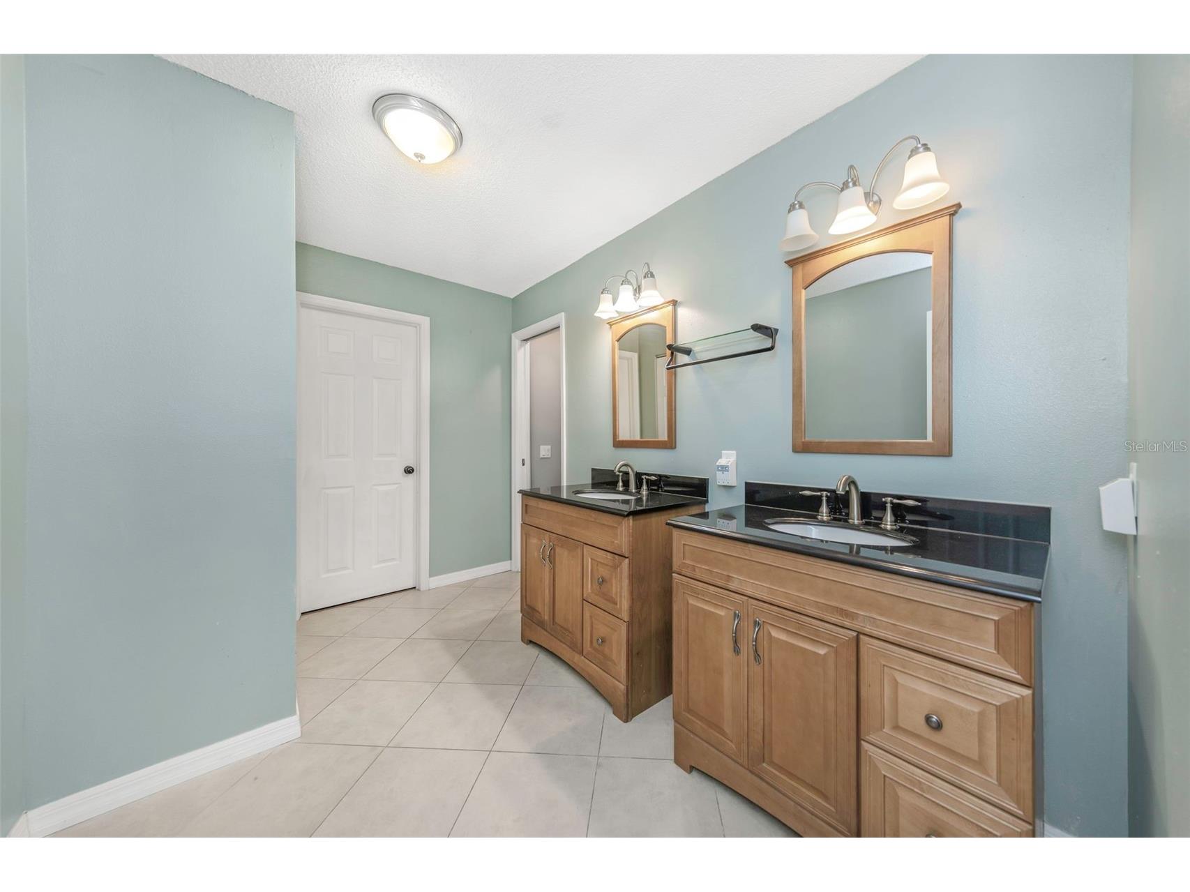 753 Seminole Boulevard Tarpon Springs FL 34689 TB8502096 image32