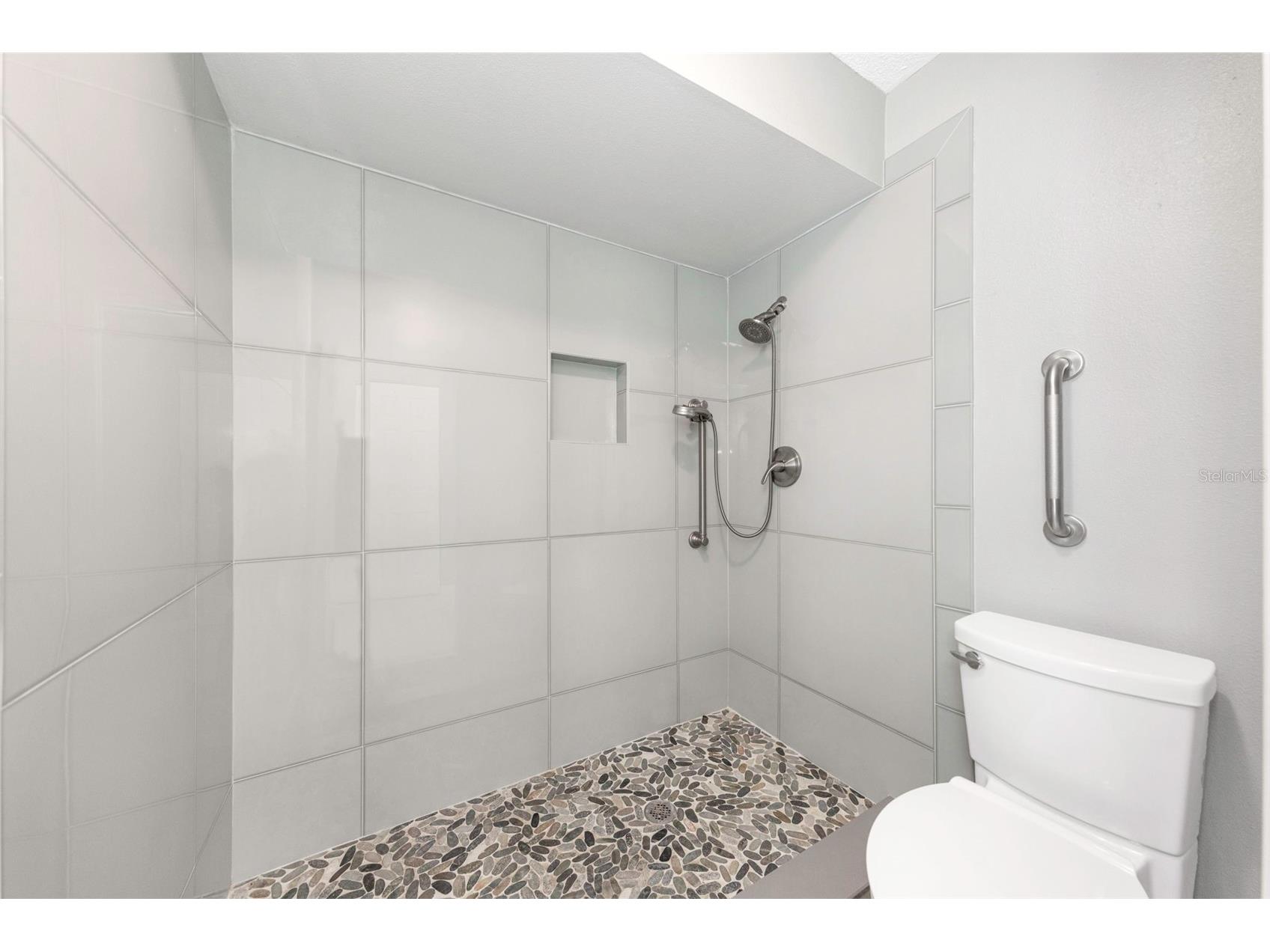 753 Seminole Boulevard Tarpon Springs FL 34689 TB8502096 image33