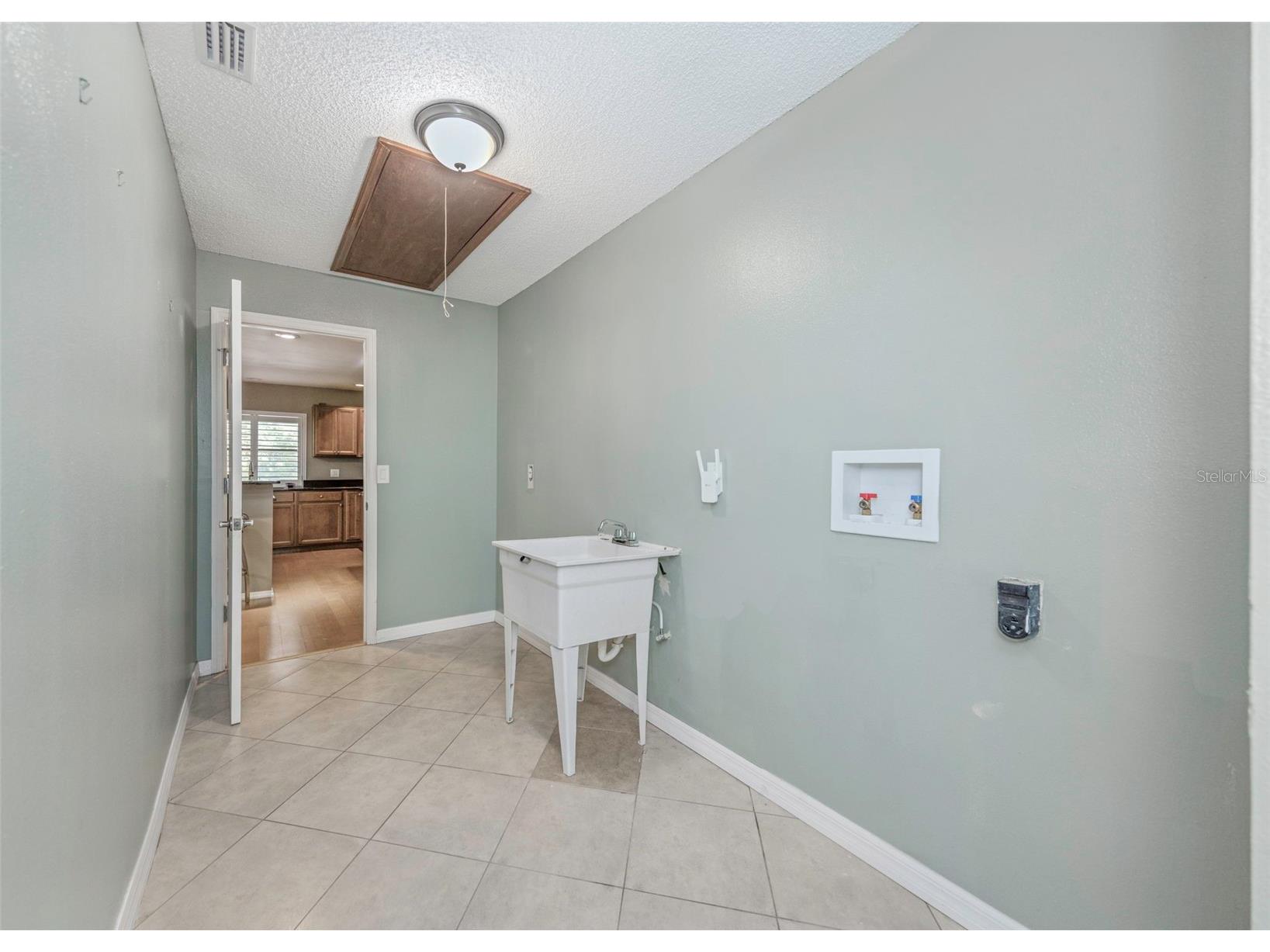 753 Seminole Boulevard Tarpon Springs FL 34689 TB8502096 image37