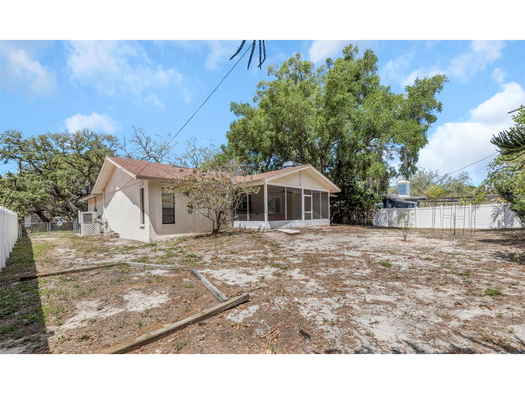 753 Seminole Boulevard Tarpon Springs FL 34689 TB8502096 image44