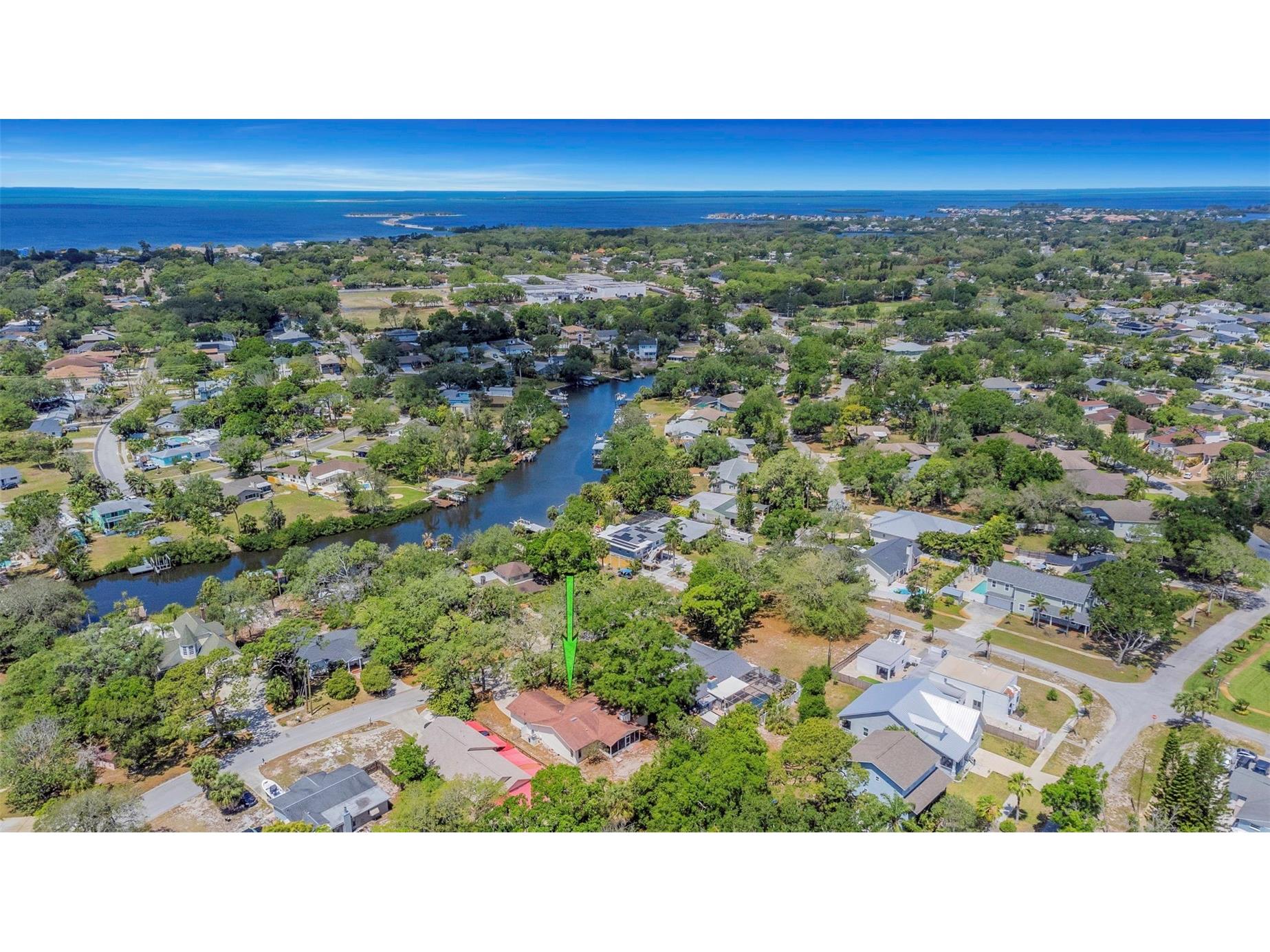 753 Seminole Boulevard Tarpon Springs FL 34689 TB8502096 image64