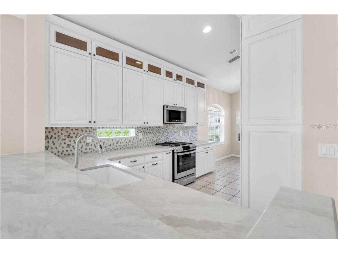 7530 Birds Eye Terrace Bradenton FL 34203 N6141226 image10