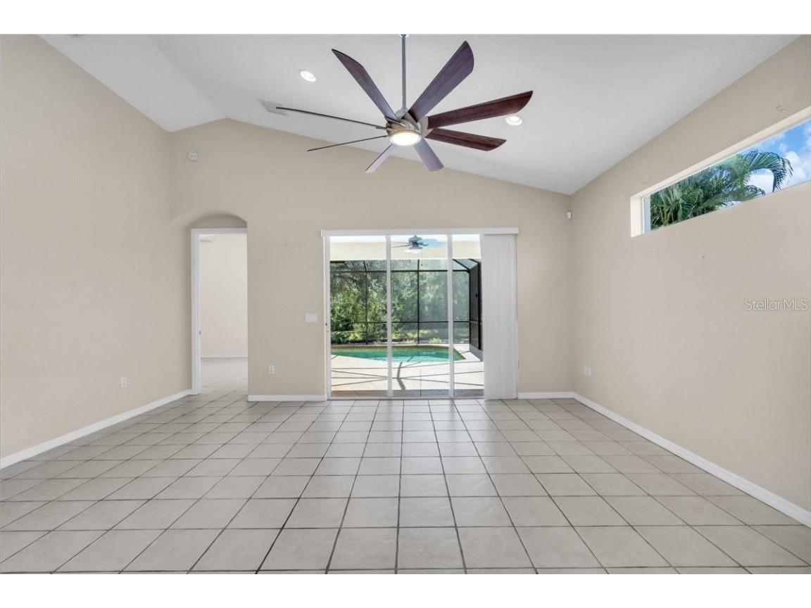 7530 Birds Eye Terrace Bradenton FL 34203 N6141226 image17