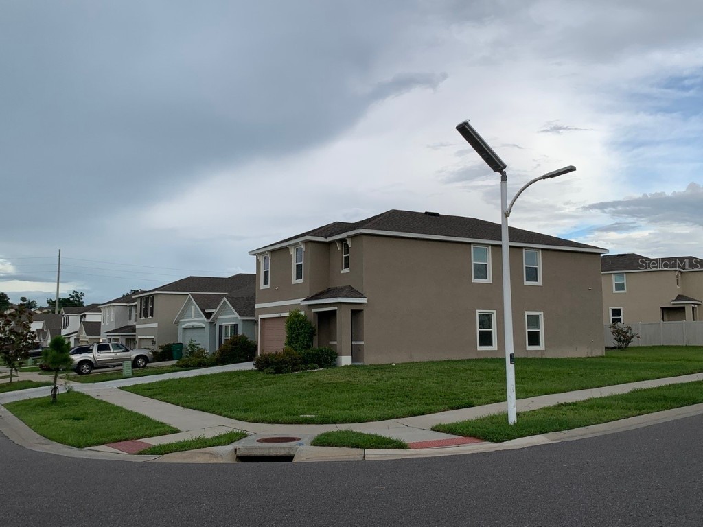 7530 Broad Pointe Drive Zephyrhills FL 33540 TB8446551 image12