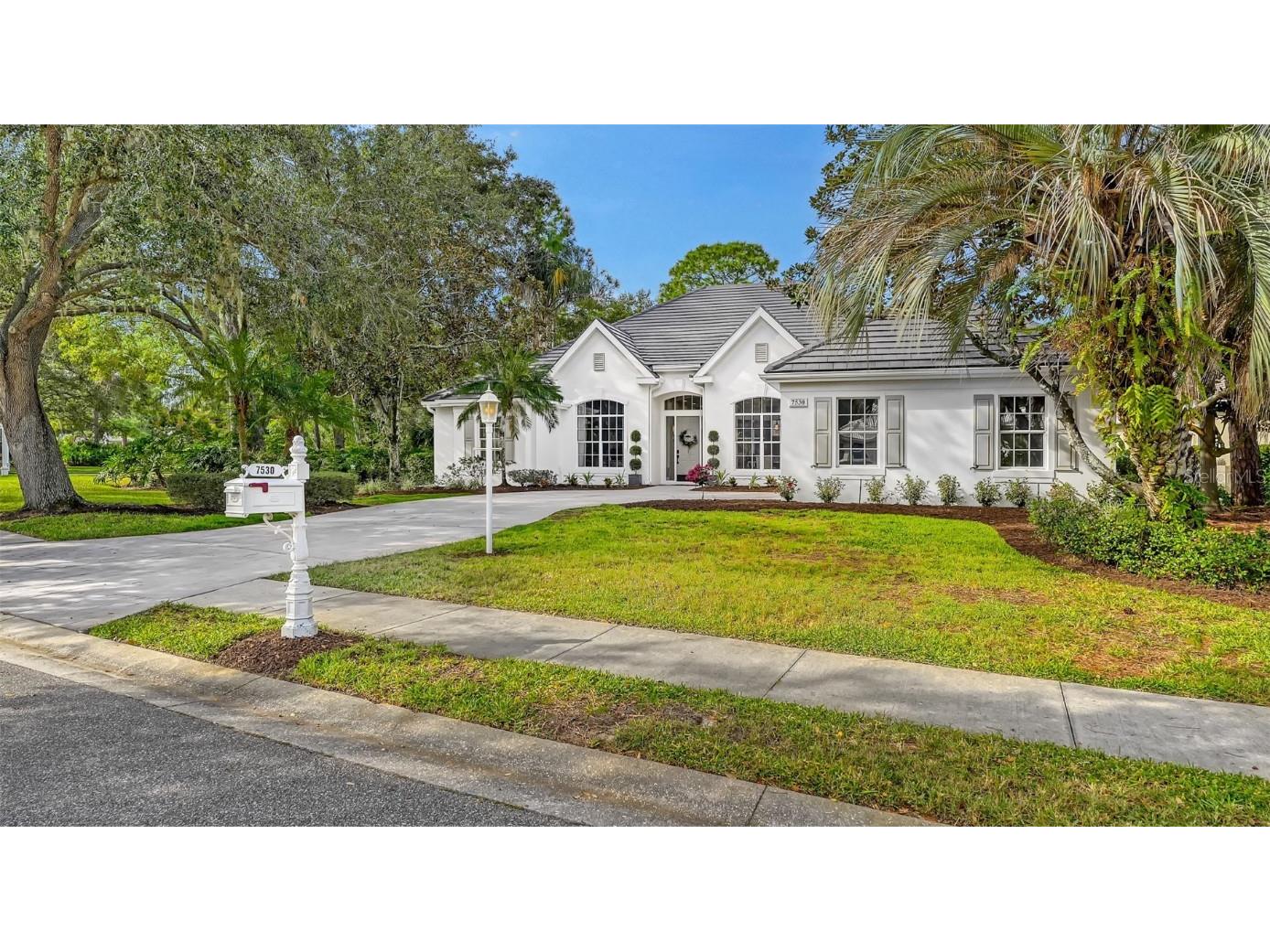 7530 Eaton Court University Park FL 34201 T3550317 image1