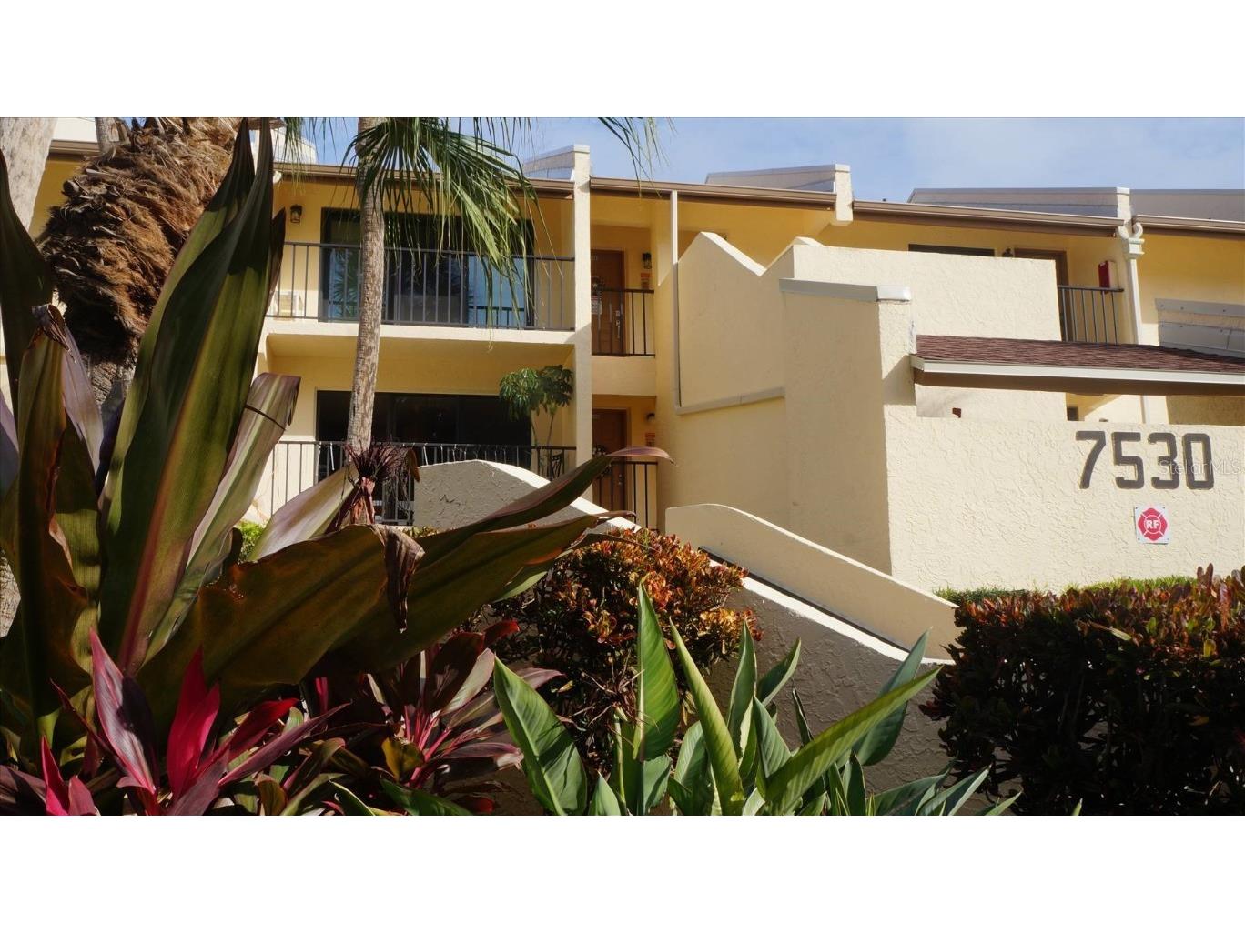 7530 Sunshine Skyway Lane S #115 Saint Petersburg FL 33711 - TAMPA BAY TB8450641 image1