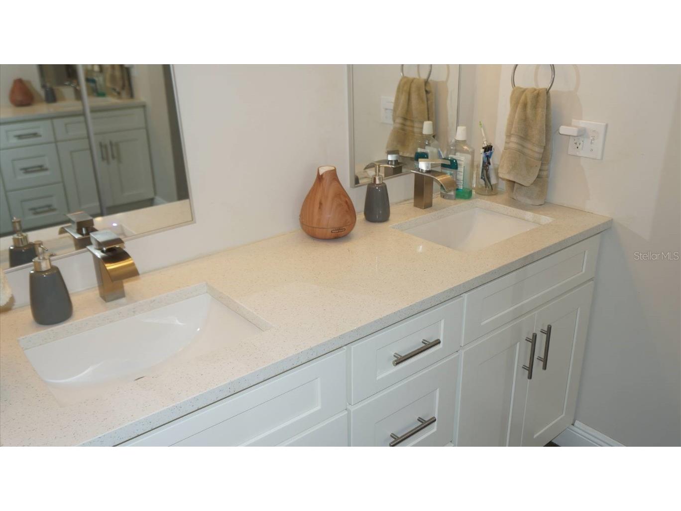 7530 Sunshine Skyway Lane S #115 Saint Petersburg FL 33711 - TAMPA BAY TB8450641 image14