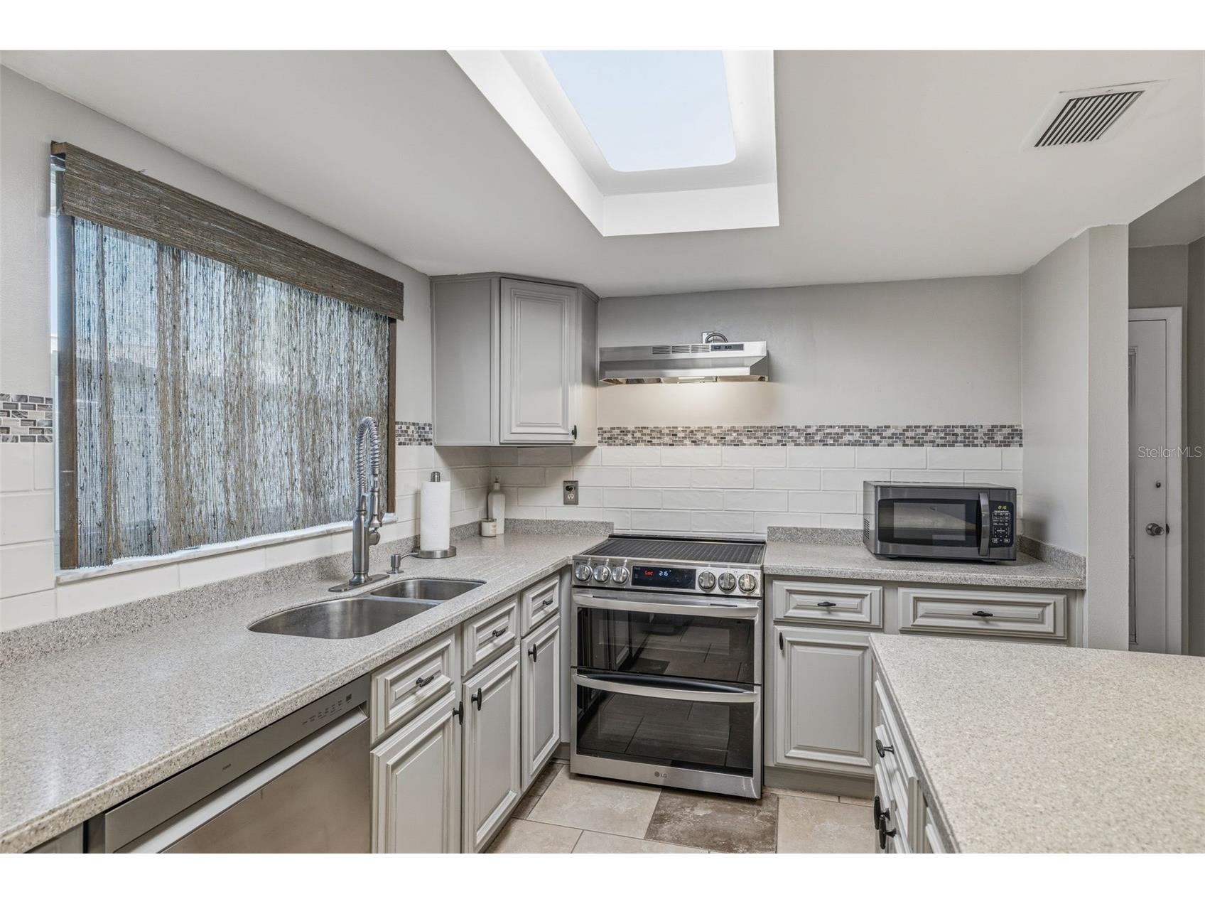 7530 Vienna Lane Port Richey FL 34668 TB8511203 image11