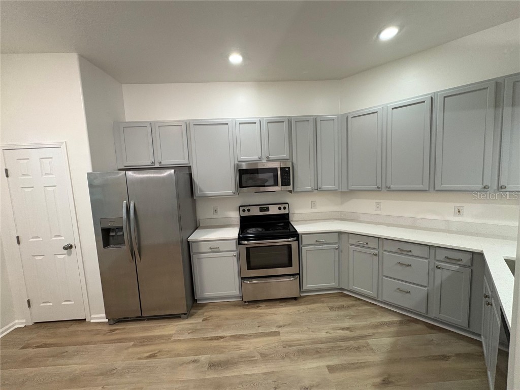 7531 Bay Port Road #14 Orlando FL 32819 O6365594 image12