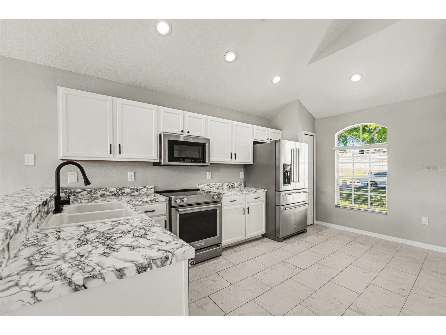 7533 Merchantville Circle Zephyrhills FL 33540 R4910915 image3