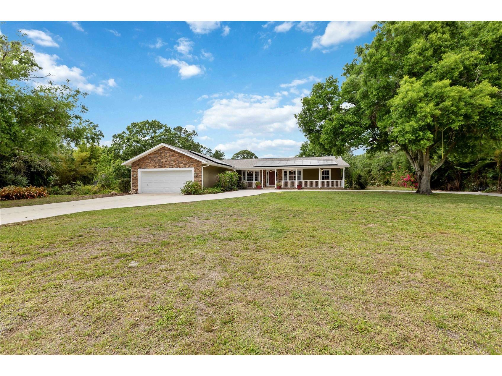 7535 Castle Drive Sarasota FL 34240 A4689424 image1