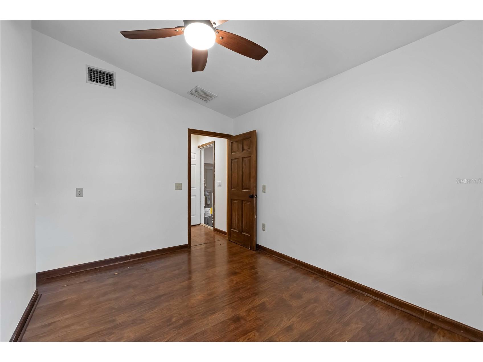 7535 Castle Drive Sarasota FL 34240 A4689424 image19