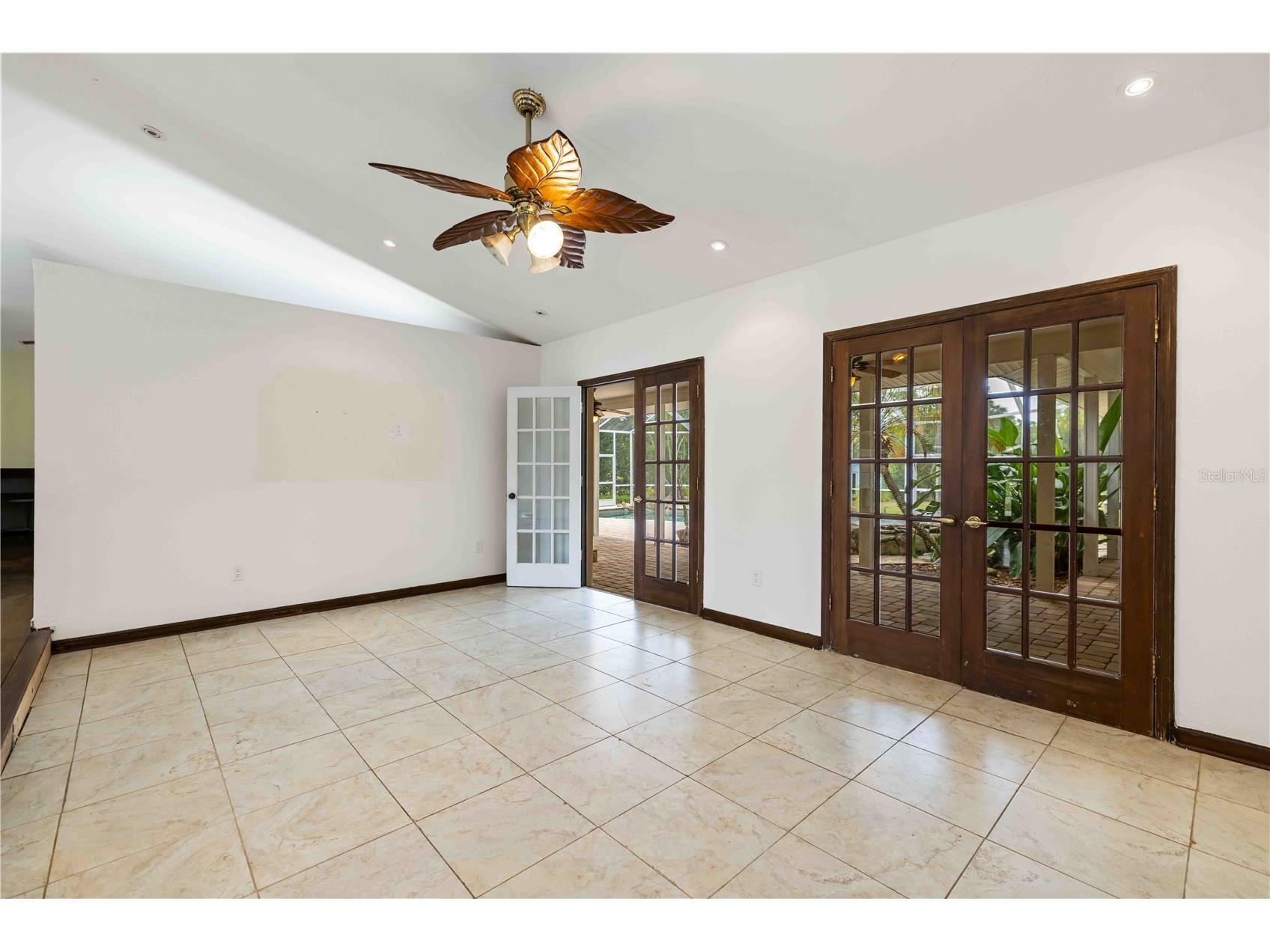 7535 Castle Drive Sarasota FL 34240 A4689424 image26