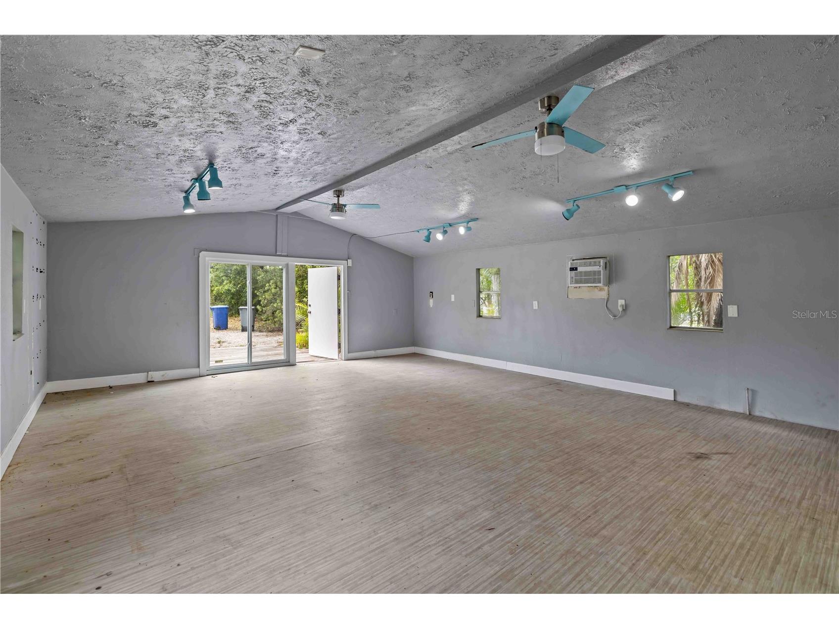 7535 Castle Drive Sarasota FL 34240 A4689424 image33