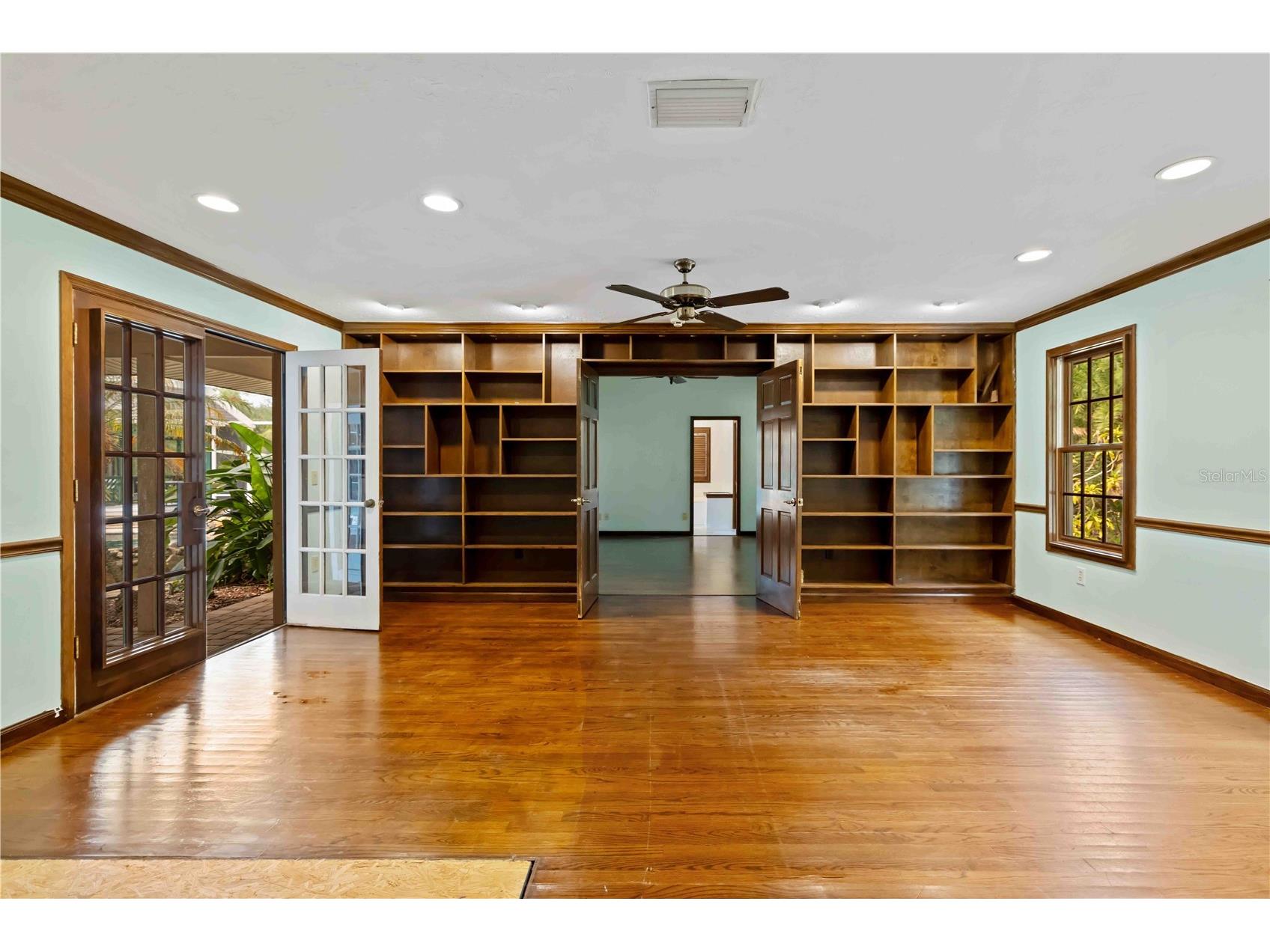 7535 Castle Drive Sarasota FL 34240 A4689424 image42