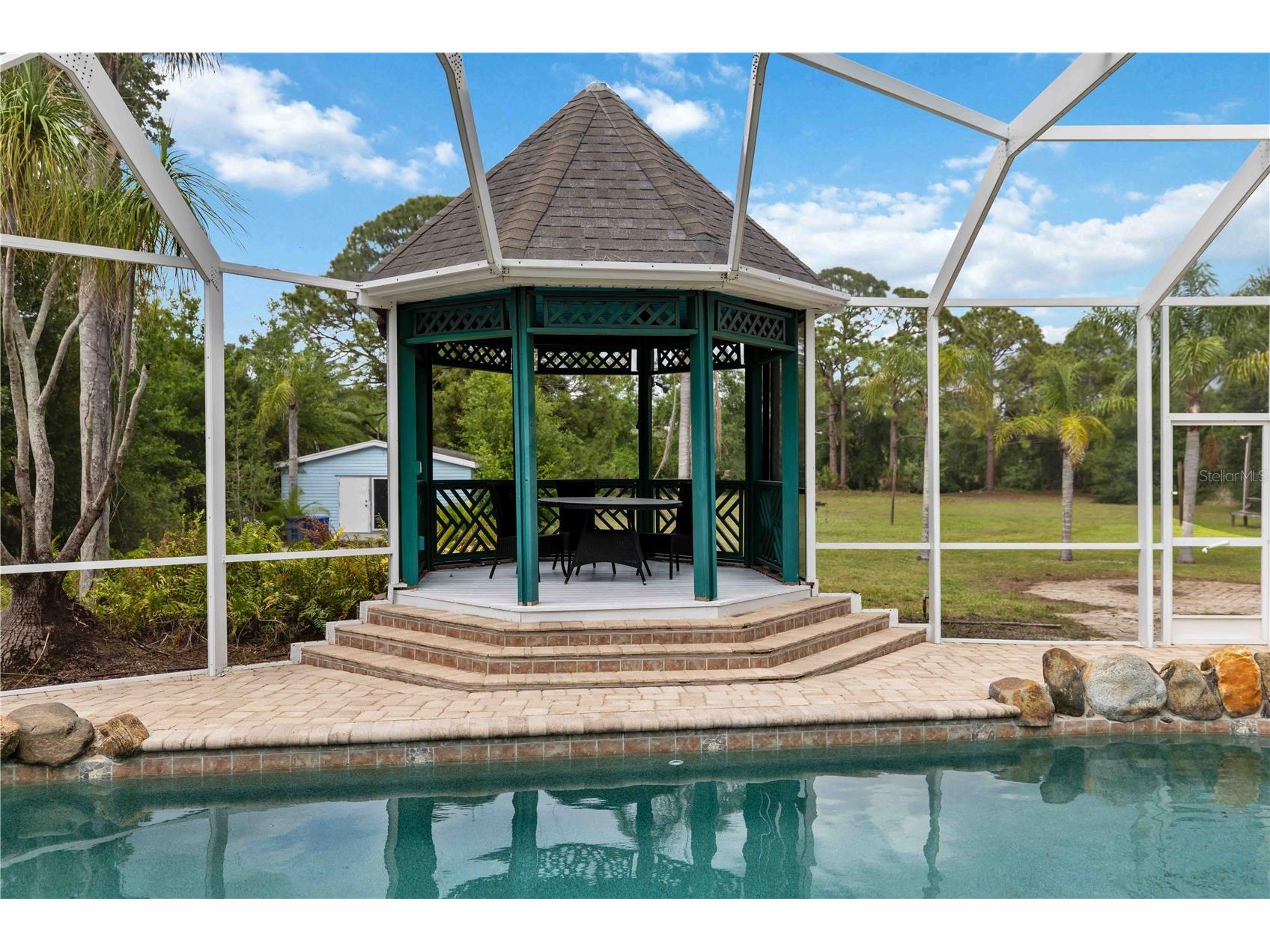 7535 Castle Drive Sarasota FL 34240 A4689424 image5