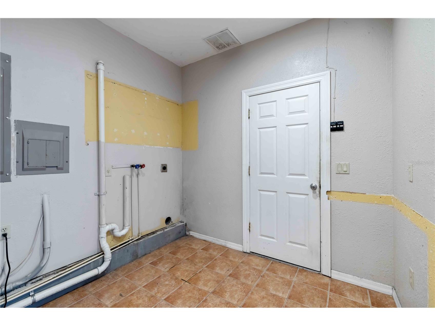 7535 Castle Drive Sarasota FL 34240 A4689424 image50