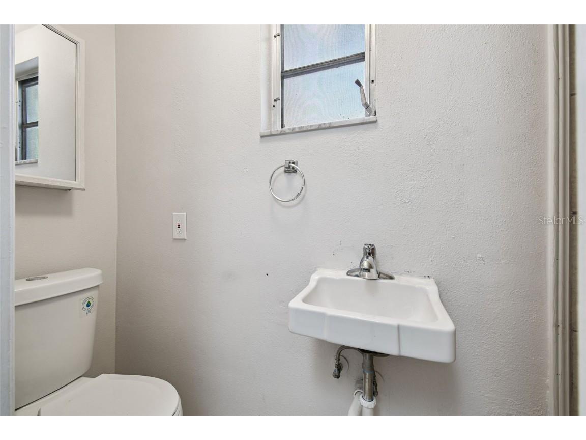 7535 Christina Lane Port Richey FL 34668 W7875596 image17