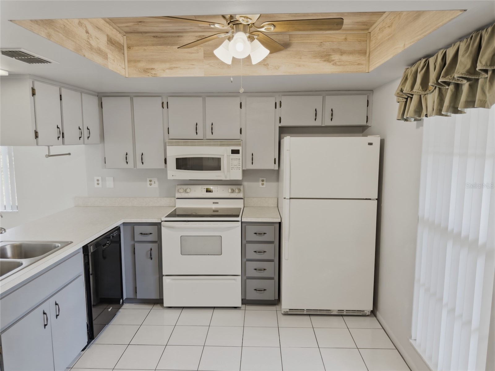 7535 Greystone Drive Hudson FL 34667 W7883613 image7