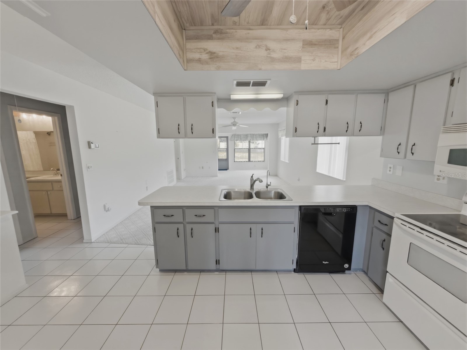 7535 Greystone Drive Hudson FL 34667 W7883613 image8
