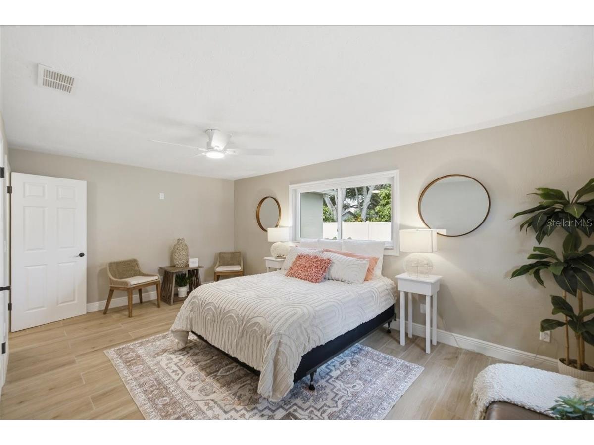 7536 18th Way N Saint Petersburg FL 33702 TB8521738 image28