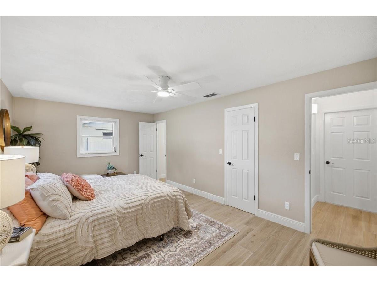 7536 18th Way N Saint Petersburg FL 33702 TB8521738 image30