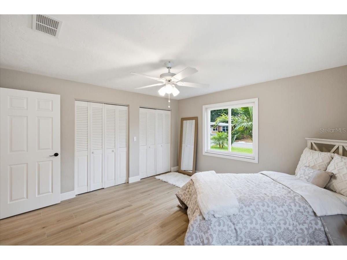 7536 18th Way N Saint Petersburg FL 33702 TB8521738 image35