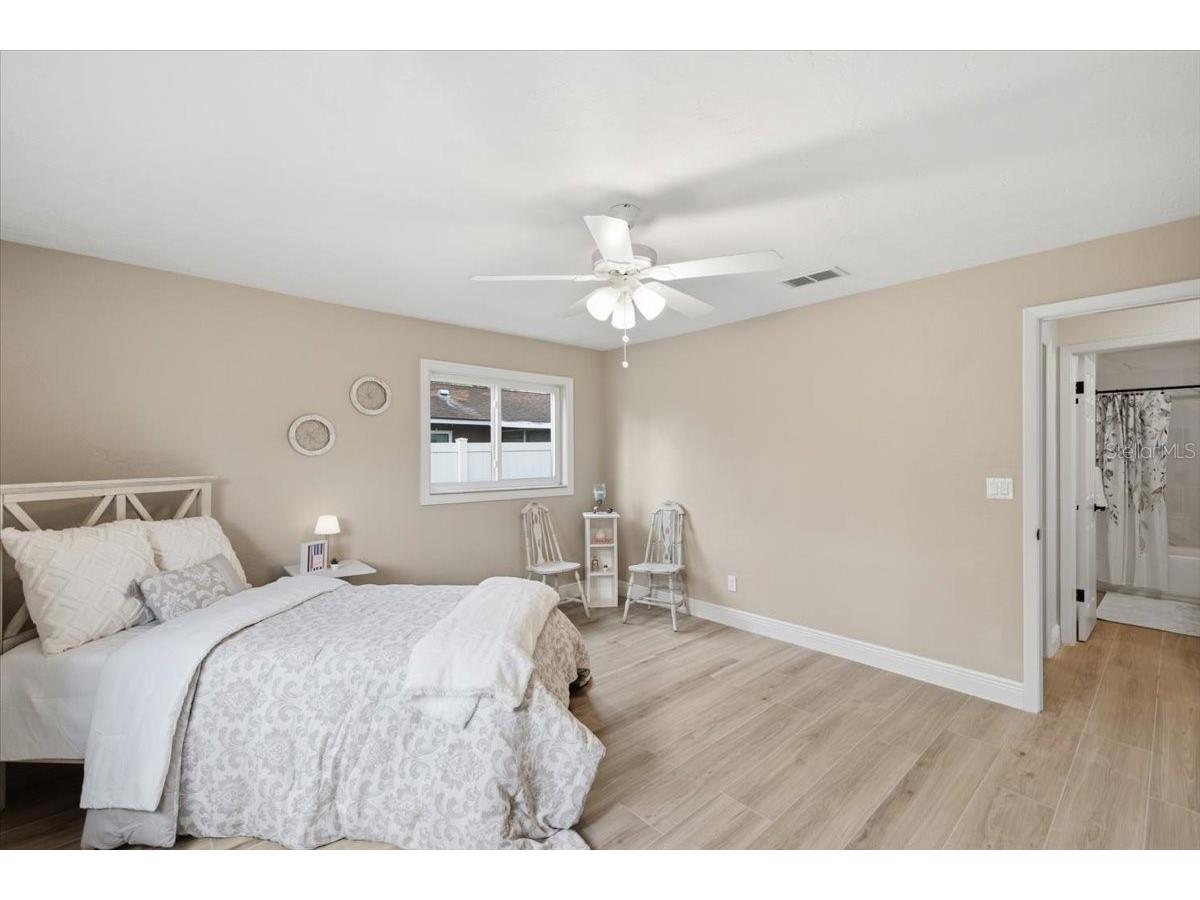 7536 18th Way N Saint Petersburg FL 33702 TB8521738 image36