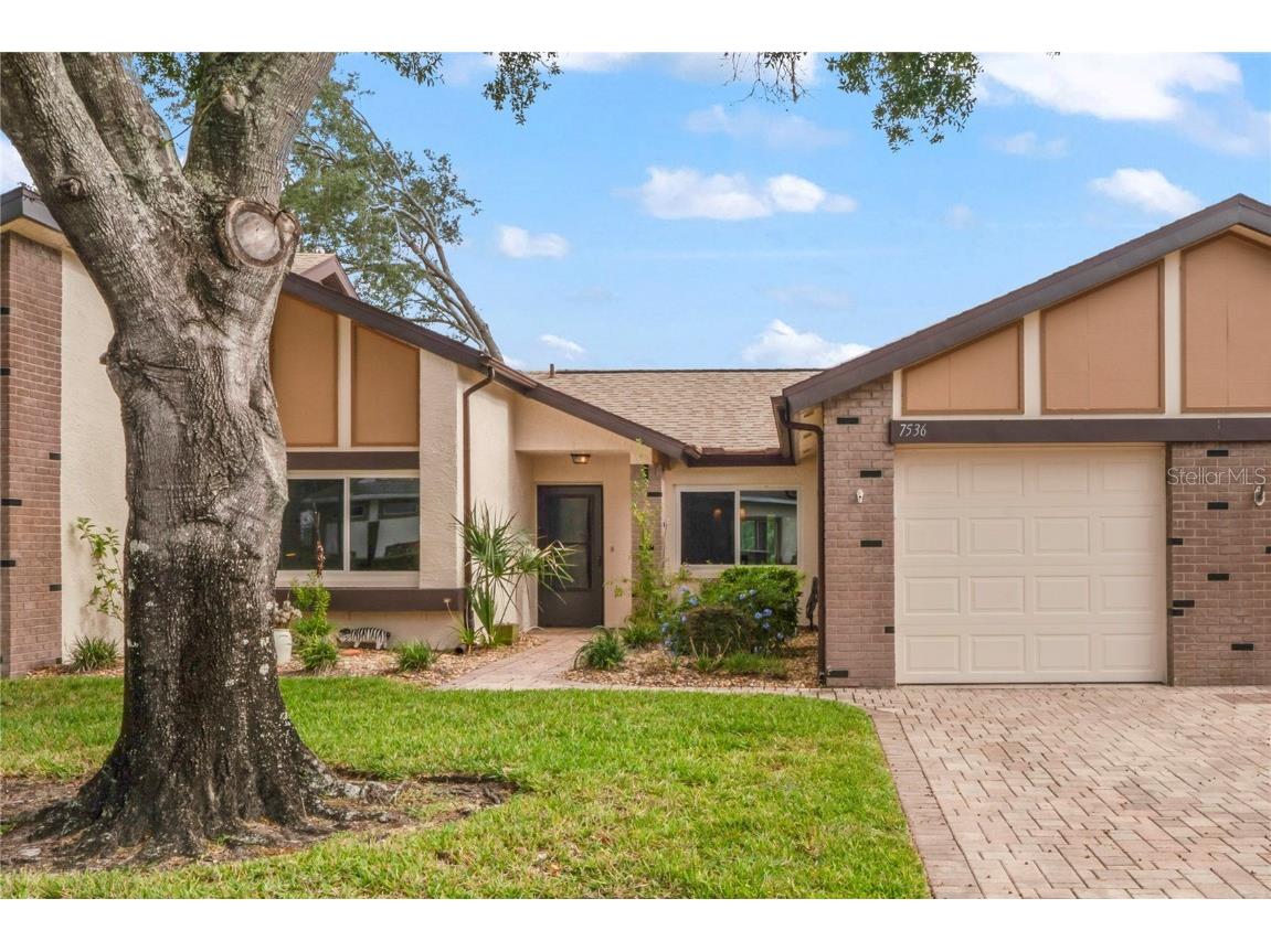 7536 Heather Walk Drive Weeki Wachee FL 34613 W7879817 image1