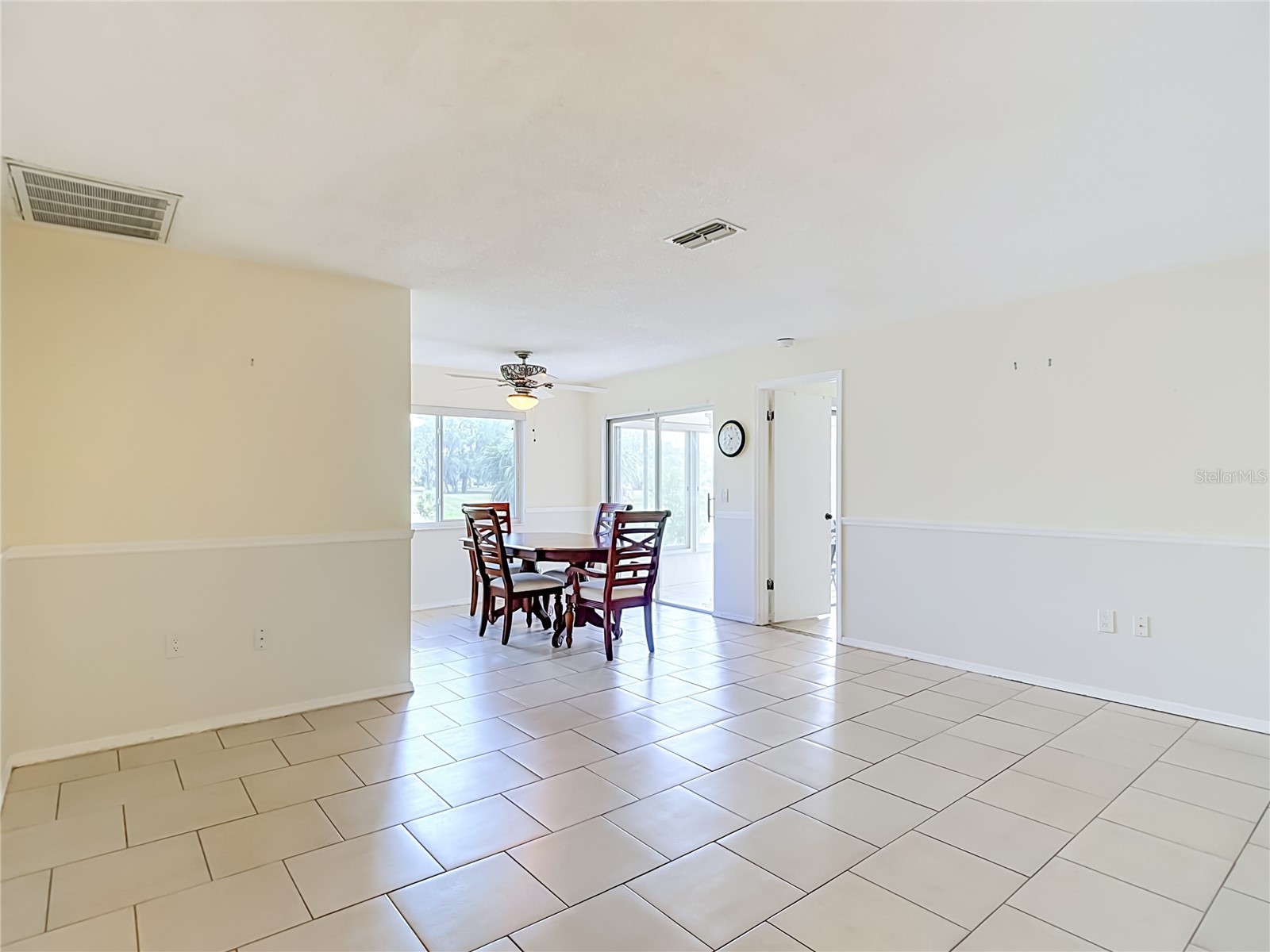 7536 St Andrews Boulevard #1 Weeki Wachee FL 34613 W7886651 image9