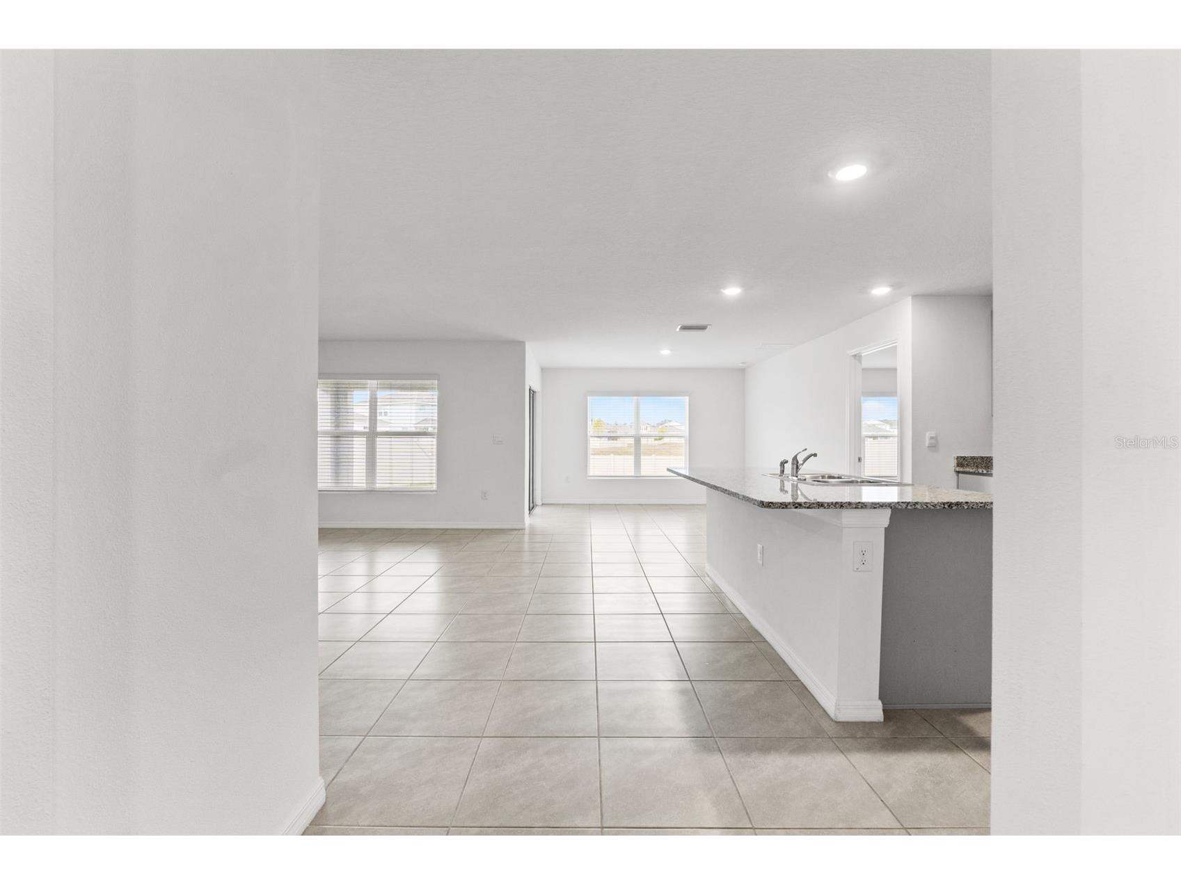 7537 Gardner Street Brooksville FL 34613 W7881791 image25