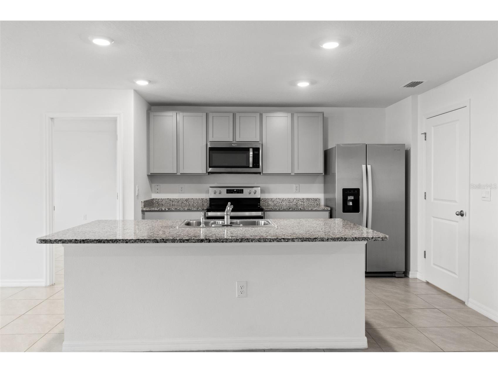 7537 Gardner Street Brooksville FL 34613 W7881791 image28