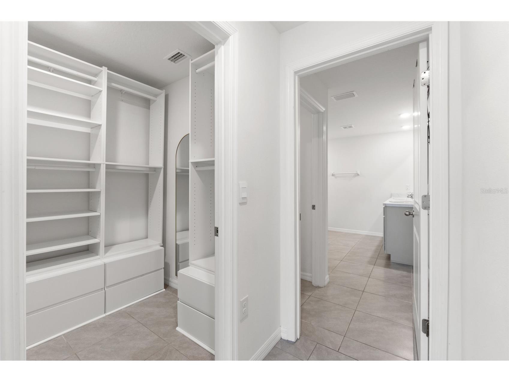 7537 Gardner Street Brooksville FL 34613 W7881791 image44