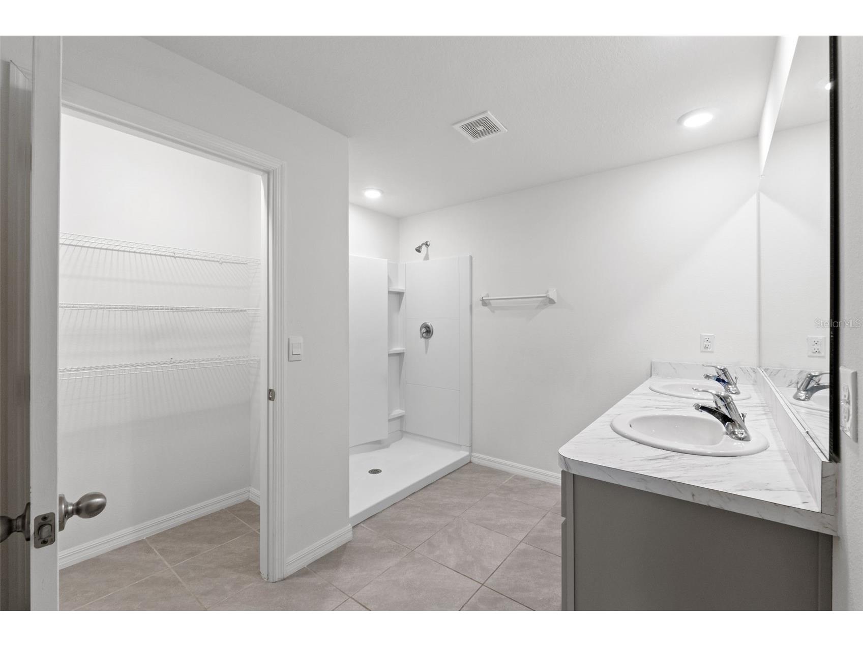 7537 Gardner Street Brooksville FL 34613 W7881791 image48