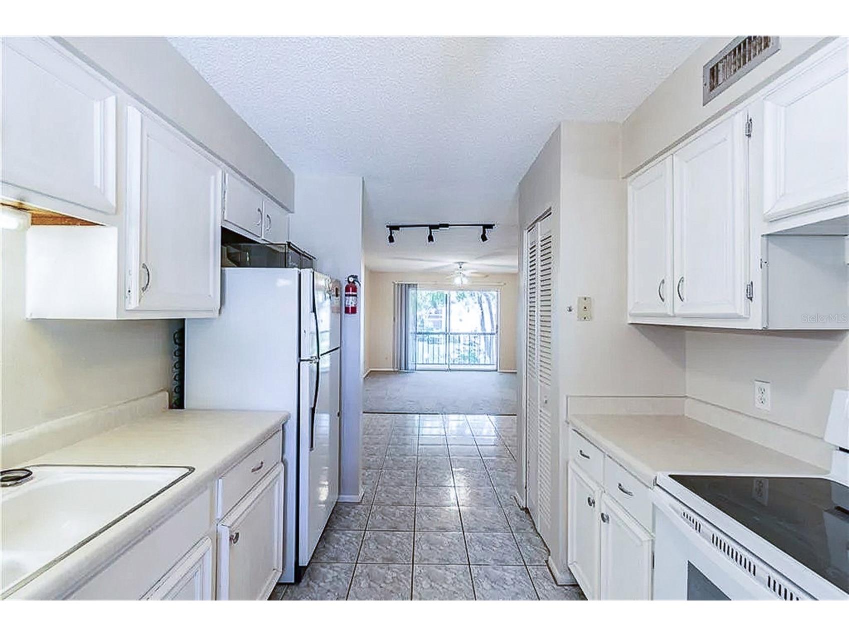 7537 Pitch Pine Circle N #C Tampa FL 33617 TB8467457 image15