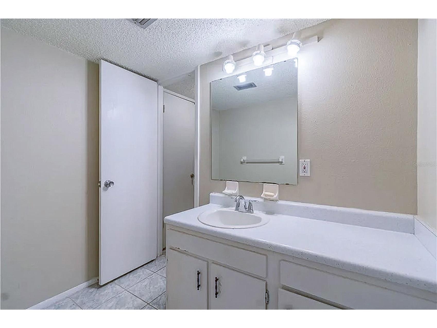 7537 Pitch Pine Circle N #C Tampa FL 33617 TB8467457 image23