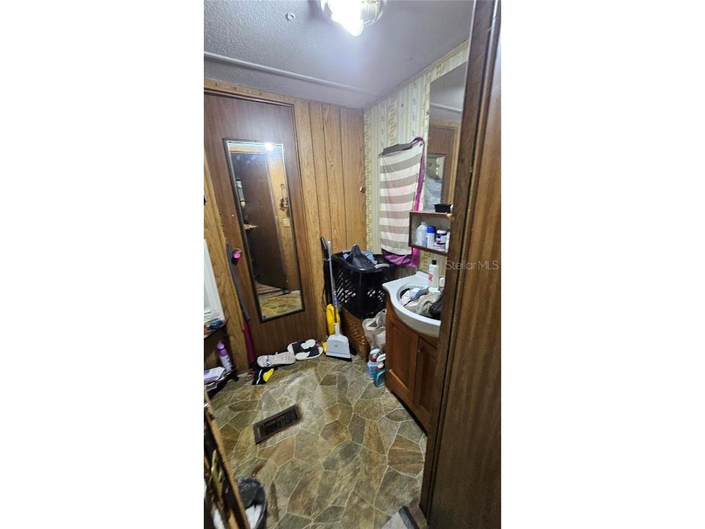 7537 Rooks Drive Wesley Chapel FL 33545 TB8363368 image15