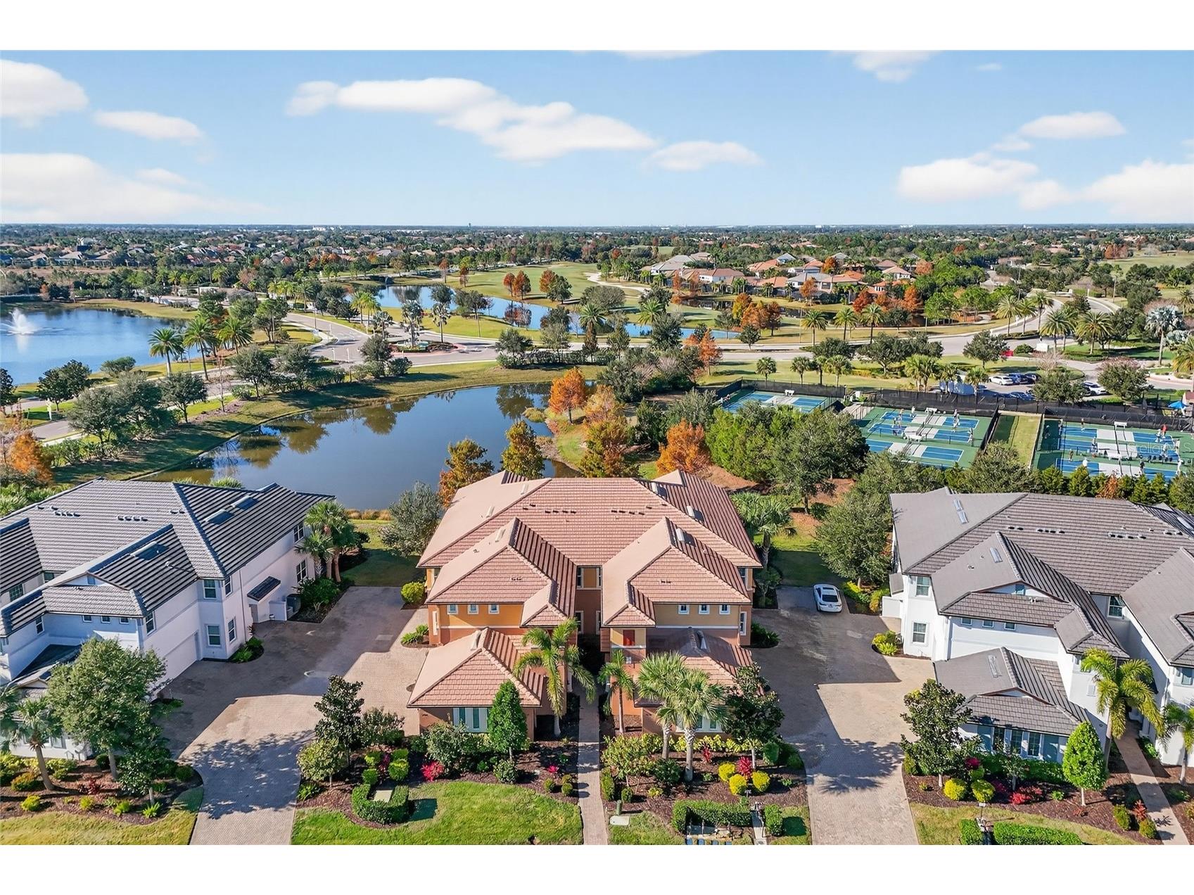 7538 Divot Loop #2D Lakewood Ranch FL 34202 A4676354 image1