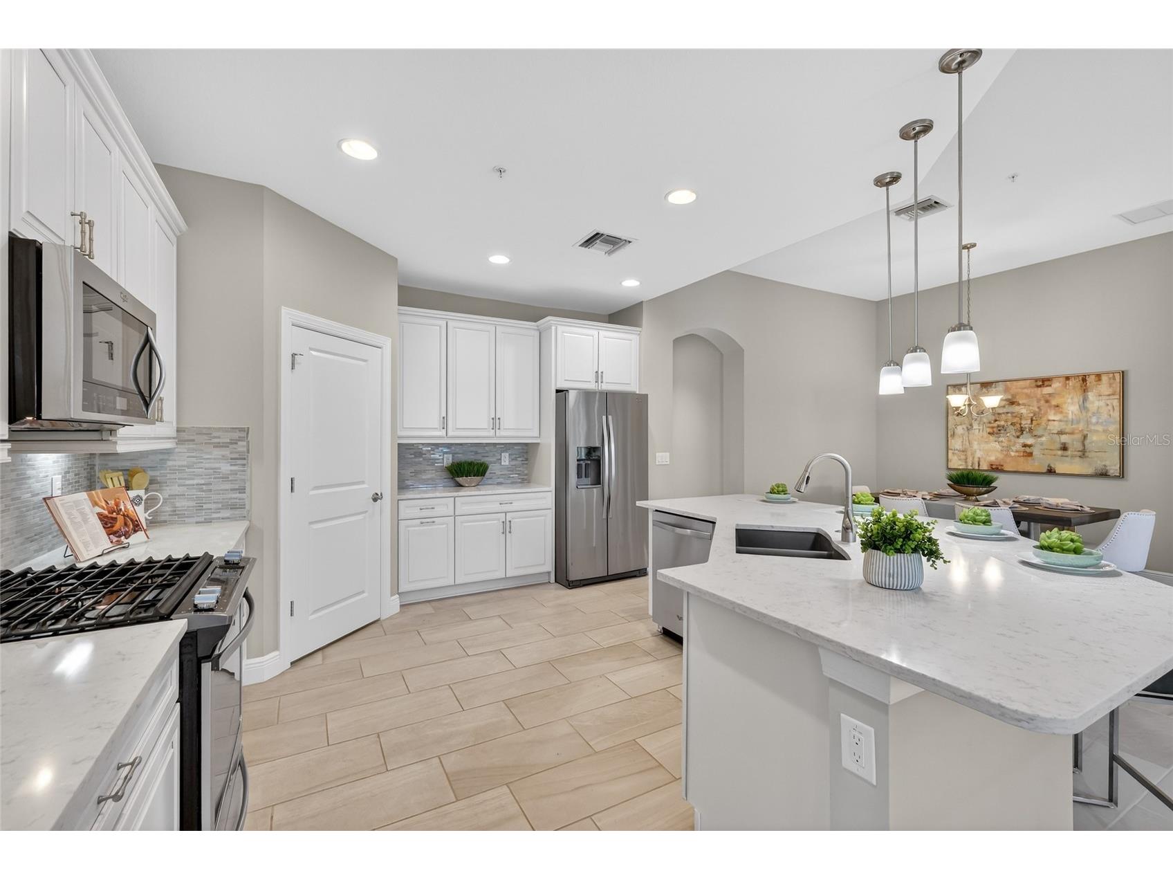 7538 Divot Loop #2D Lakewood Ranch FL 34202 A4676354 image12