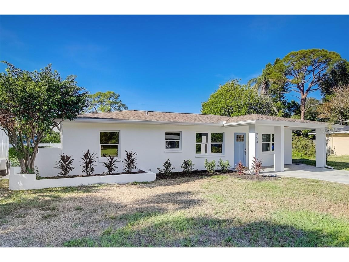 754 Bay Vista Boulevard S Saint Petersburg FL 33705 T3469842 image1