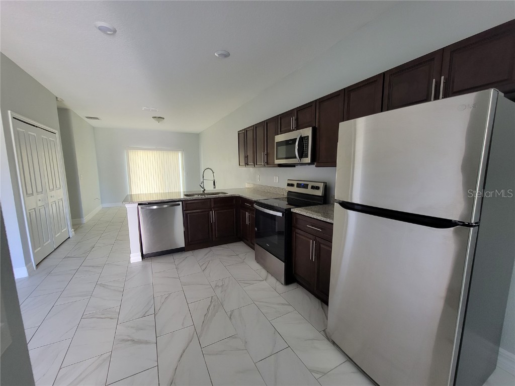 754 Mink Court Kissimmee FL 34759 S5139057 image4