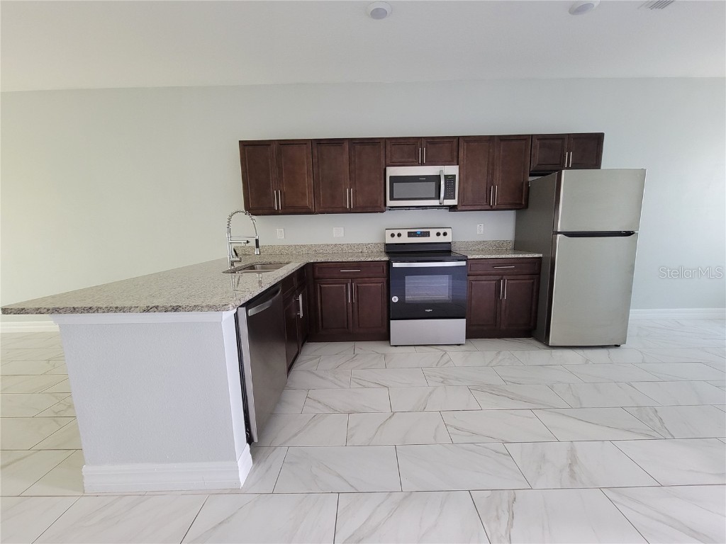 754 Mink Court Kissimmee FL 34759 S5139057 image7