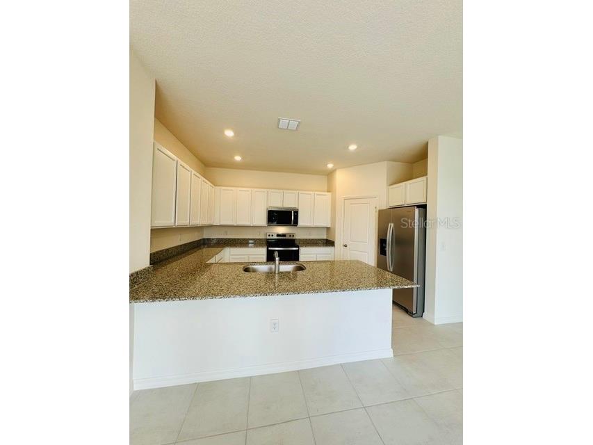 754 Overpool Avenue Davenport FL 33896 O6419579 image4
