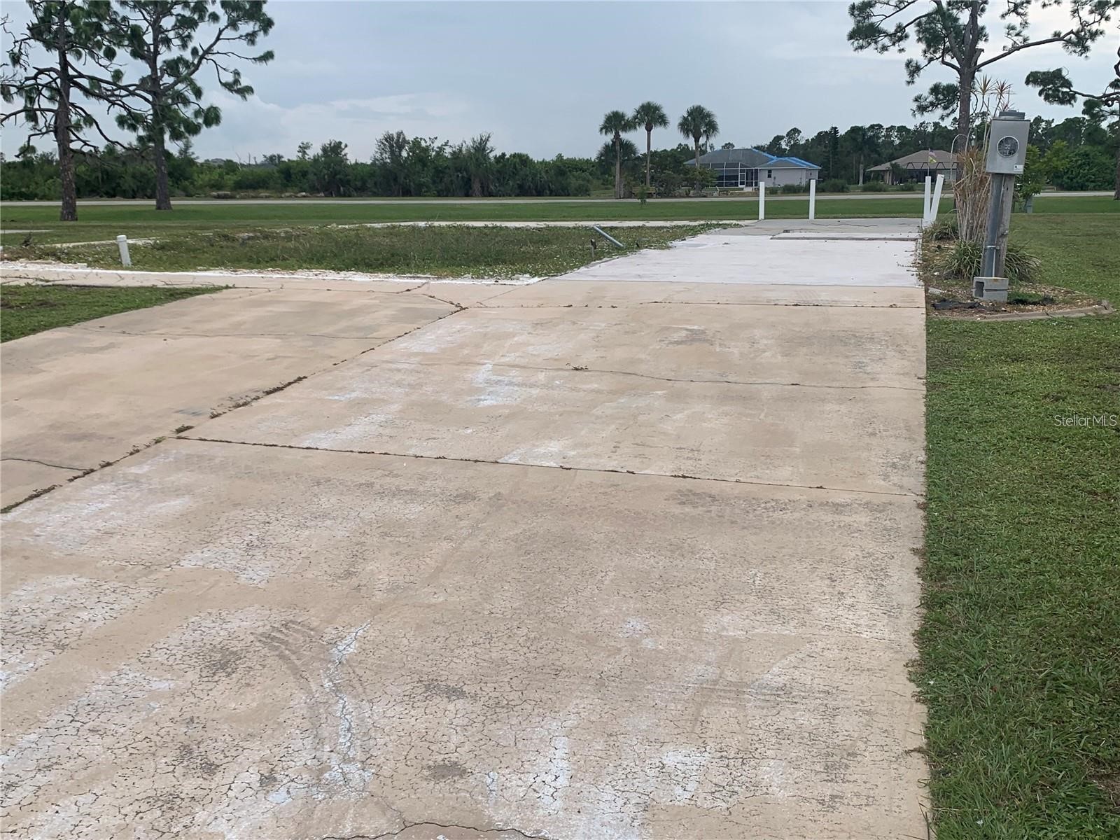 7540 Danvers Circle Port Charlotte FL 33981 - BUTTERFORD WATERWAY C7526028 image2