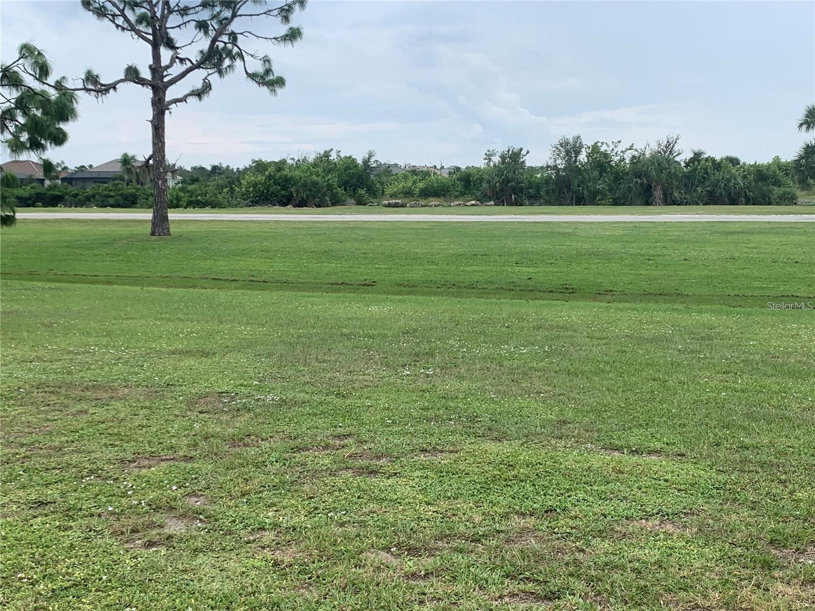 7540 Danvers Circle Port Charlotte FL 33981 - BUTTERFORD WATERWAY C7526028 image4