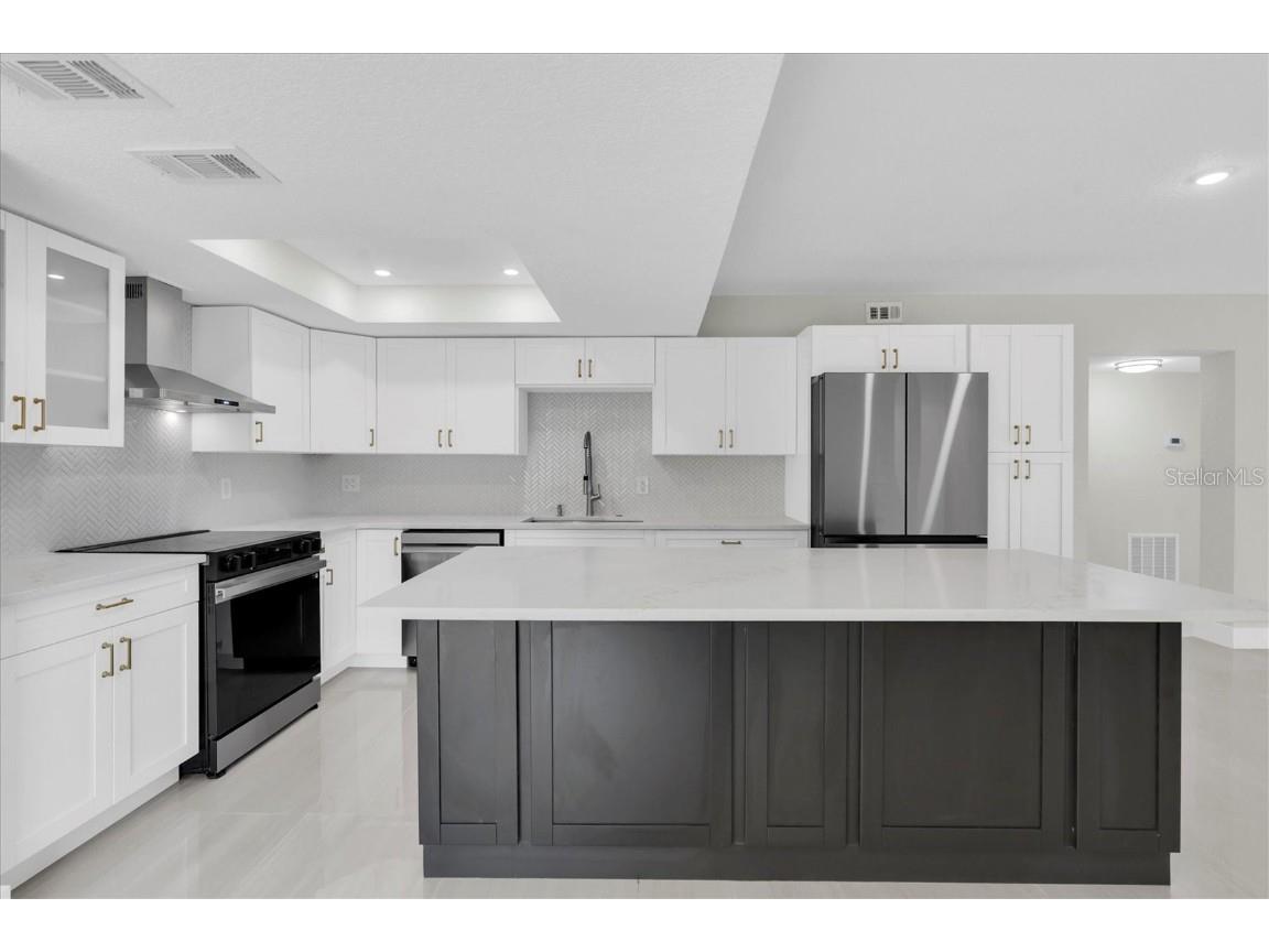 7540 Sunshine Skyway Lane S #P10 Saint Petersburg FL 33711 - TAMPA BAY TB8405458 image14