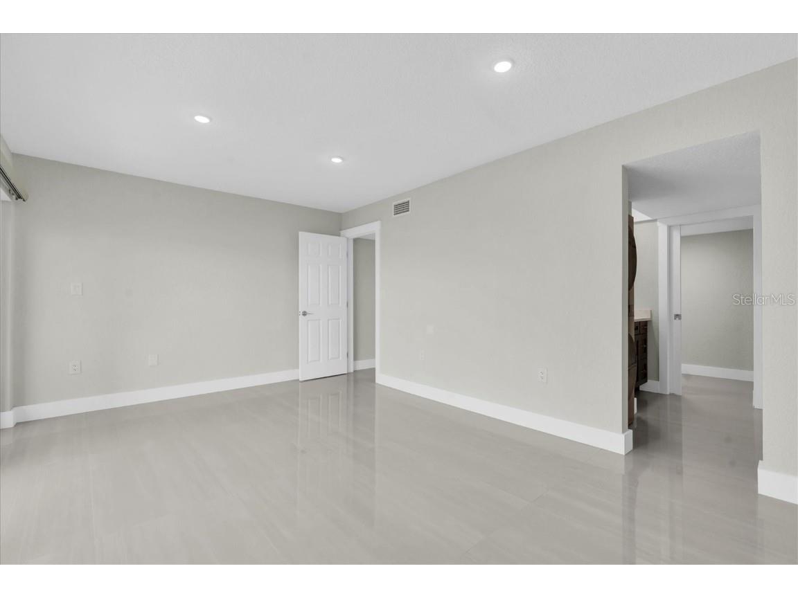 7540 Sunshine Skyway Lane S #P10 Saint Petersburg FL 33711 - TAMPA BAY TB8405458 image20