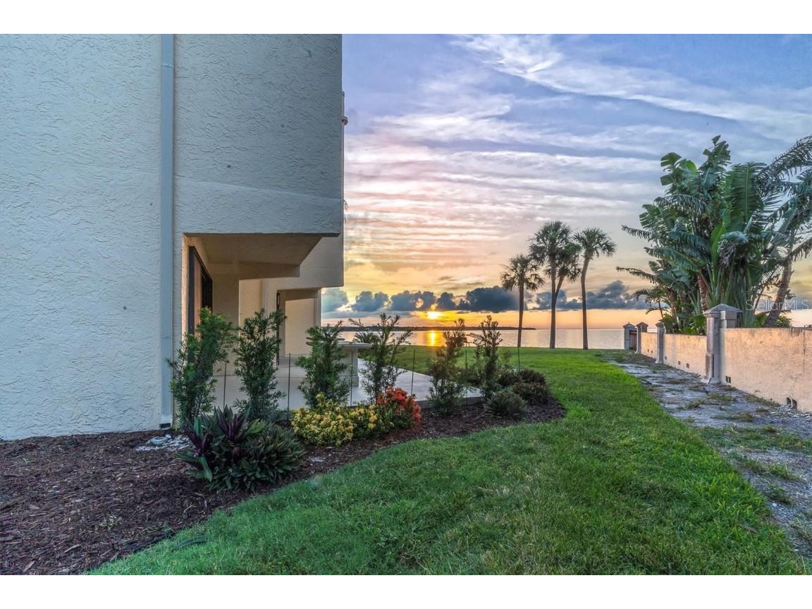 7540 Sunshine Skyway Lane S #P10 Saint Petersburg FL 33711 - TAMPA BAY TB8405458 image42